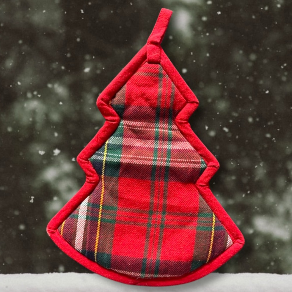 Sur La Table Snowy Village Tree Pot Holder